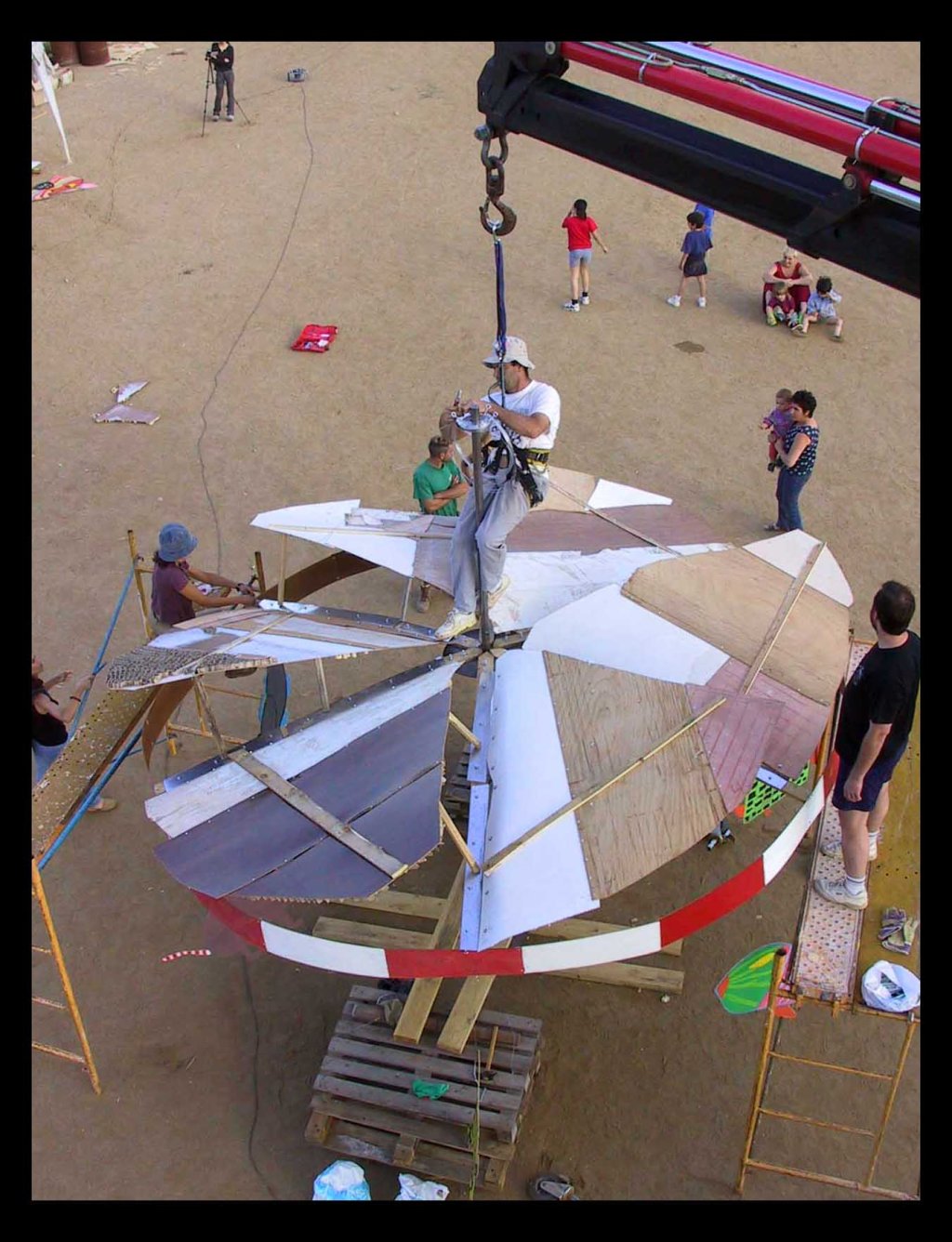 Girafoc / Girafoc (Catherine’s Wheel)